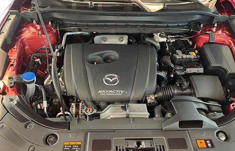 Động cơ mạnh mẽ của Mazda CX-5