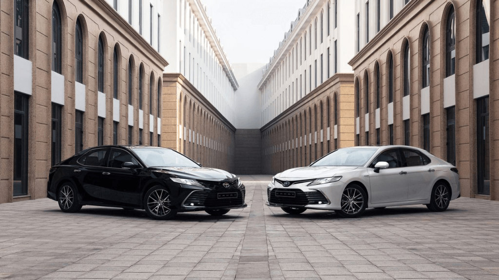 Who is suitable for the 2023 Toyota Camry