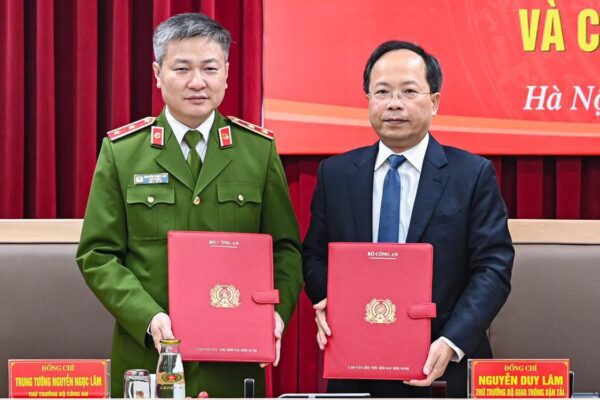Bộ Công an chính thức tiếp nhận nhiệm vụ sát hạch, cấp giấy phép lái xe: Bảo đảm liên tục